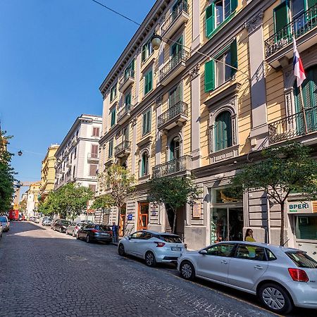 Bed and Breakfast Be Italian Flat Duomo 319 à Naples Extérieur photo