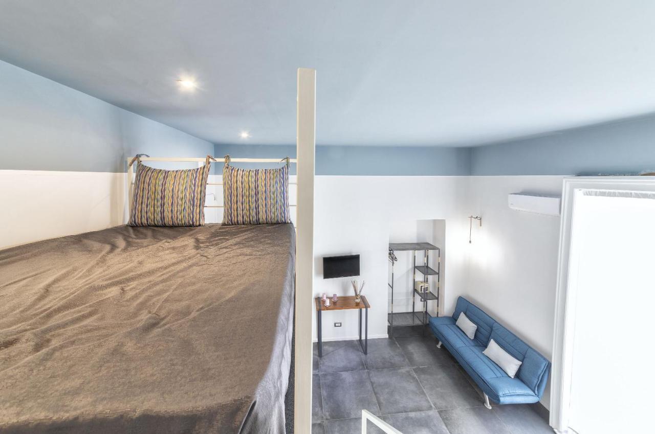 Bed and Breakfast Be Italian Flat Duomo 319 à Naples Extérieur photo