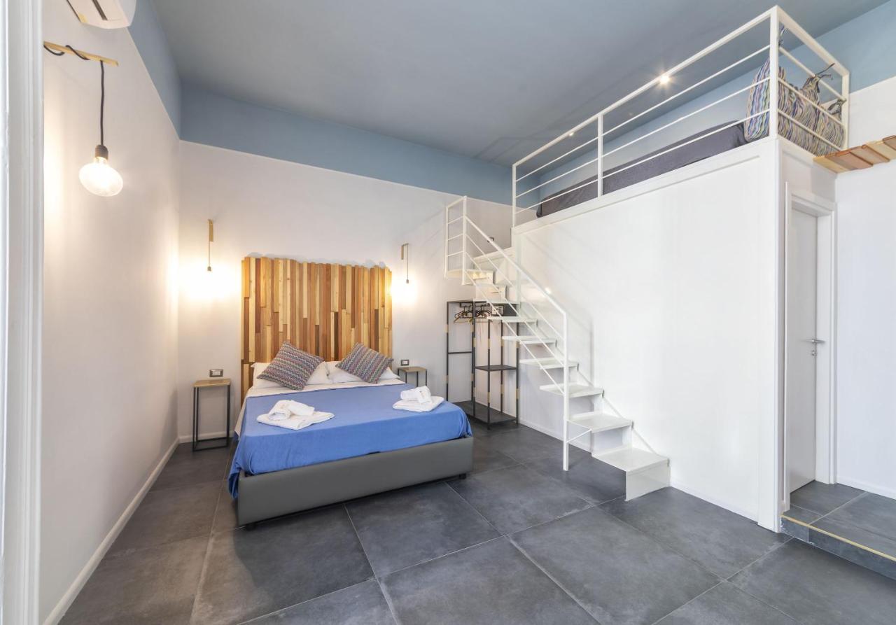 Bed and Breakfast Be Italian Flat Duomo 319 à Naples Extérieur photo